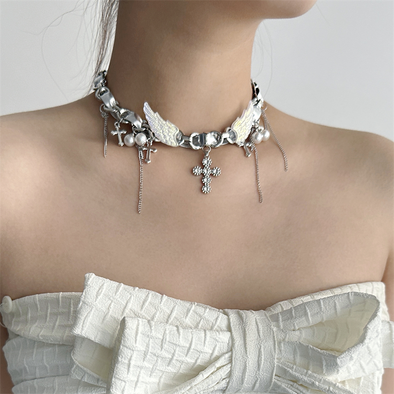 Angel Wings Choker 2