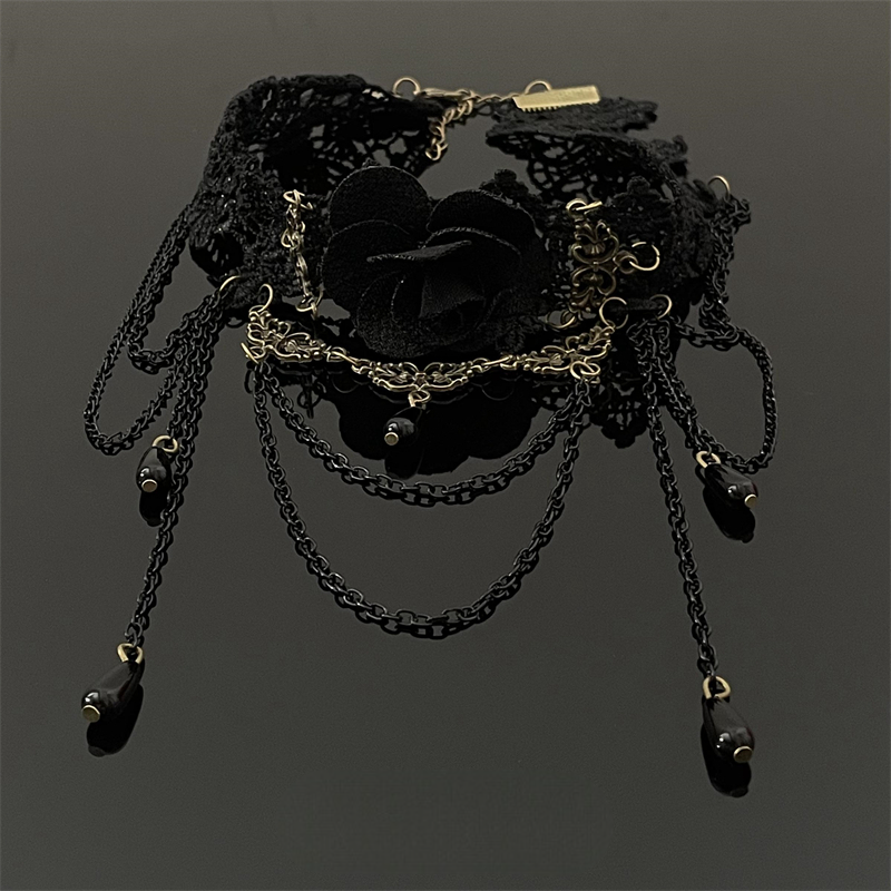 Black Rose Cascade Choker 5