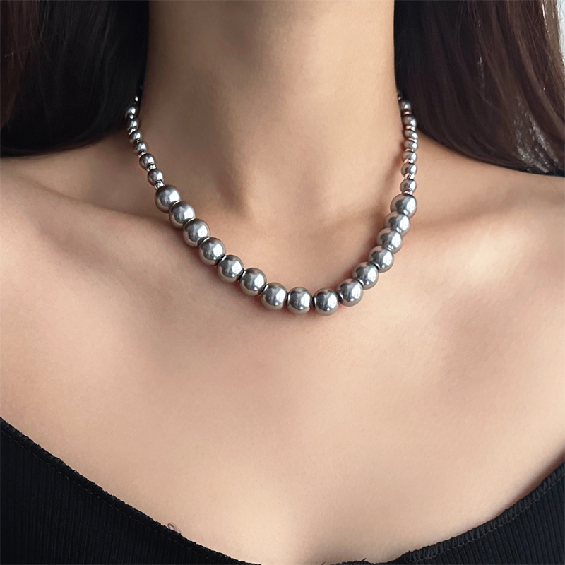 Layered Pearl Necklace 4