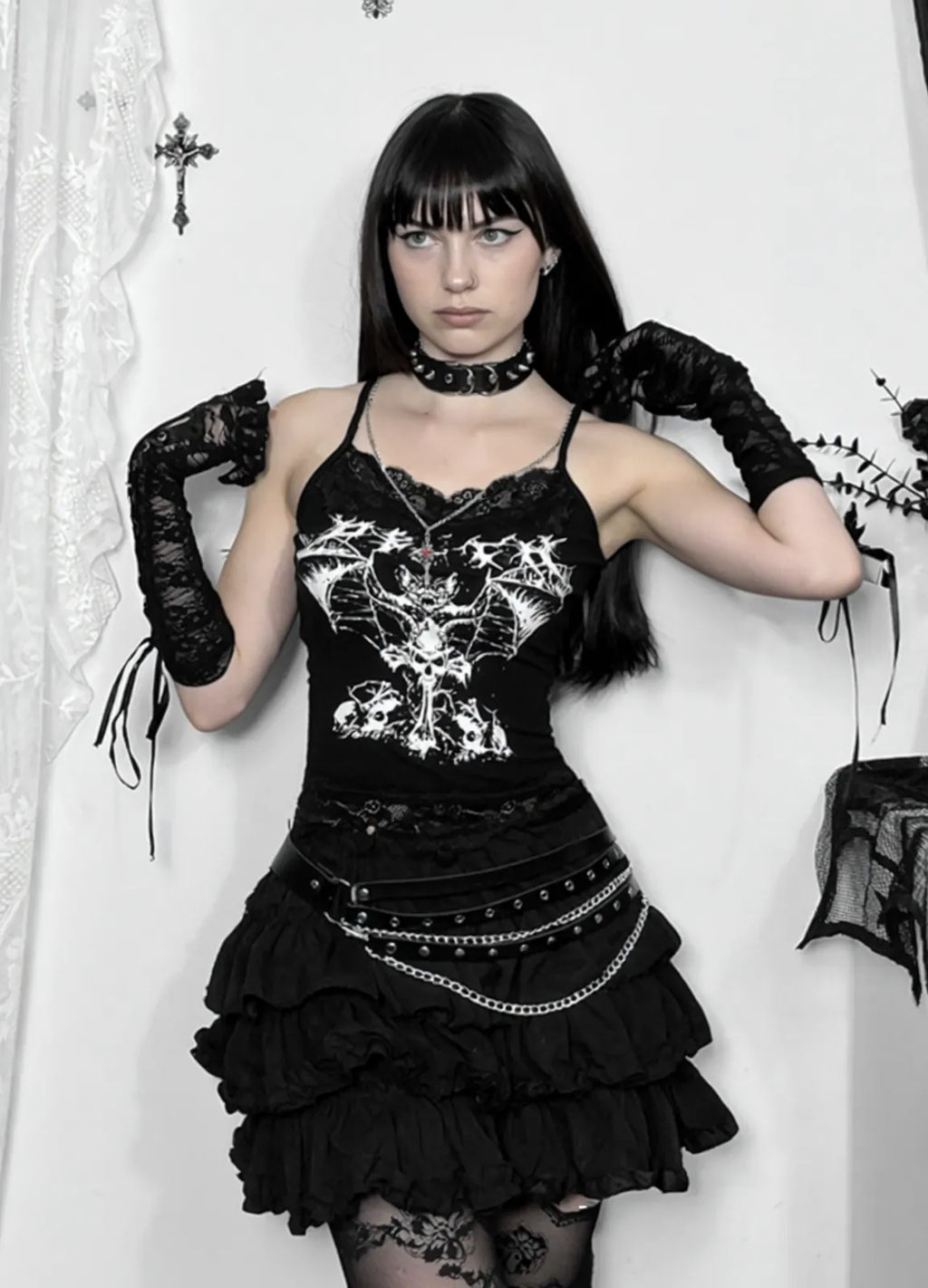 Metal Graphic Chain Top 15